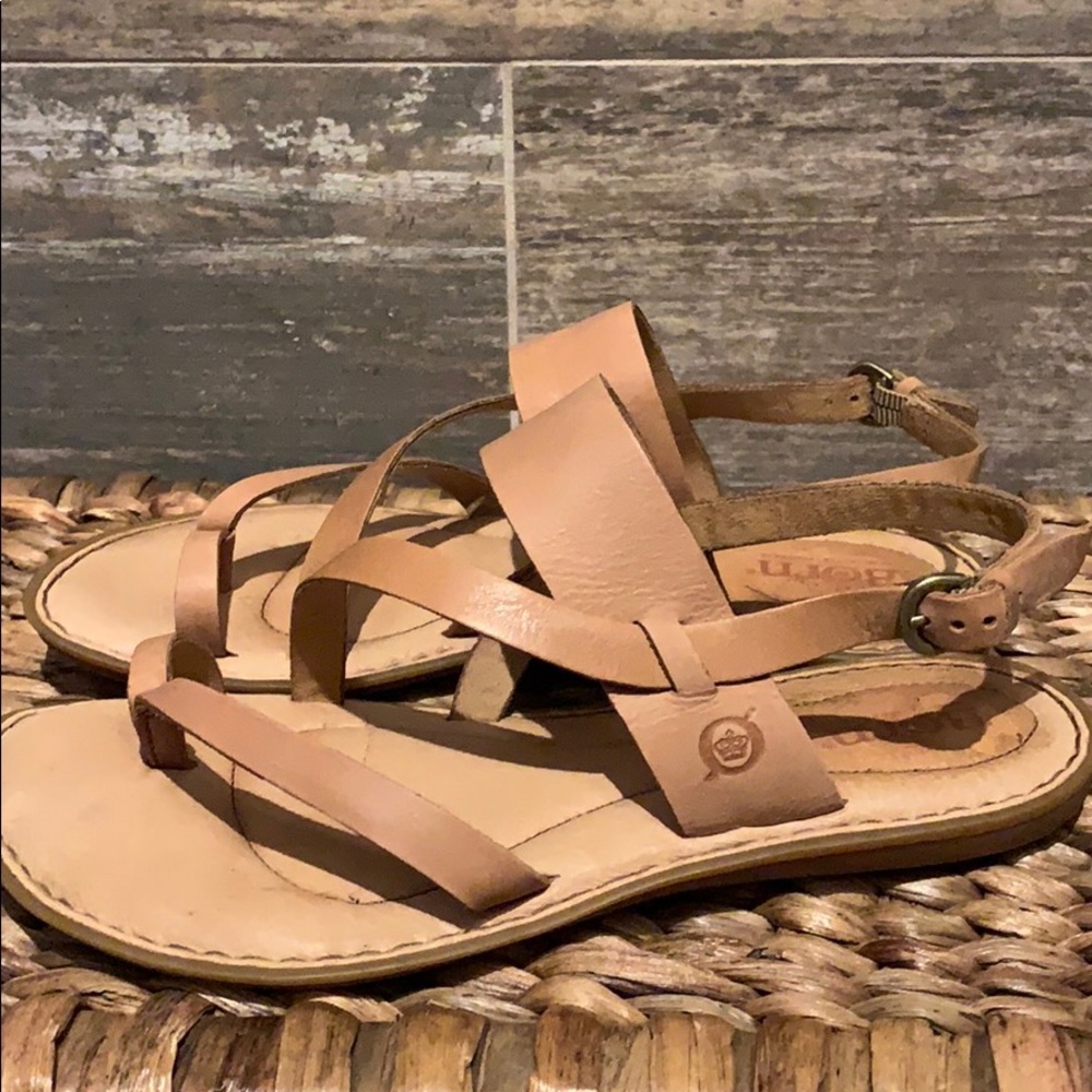 BORN Favignana Sandals EUC